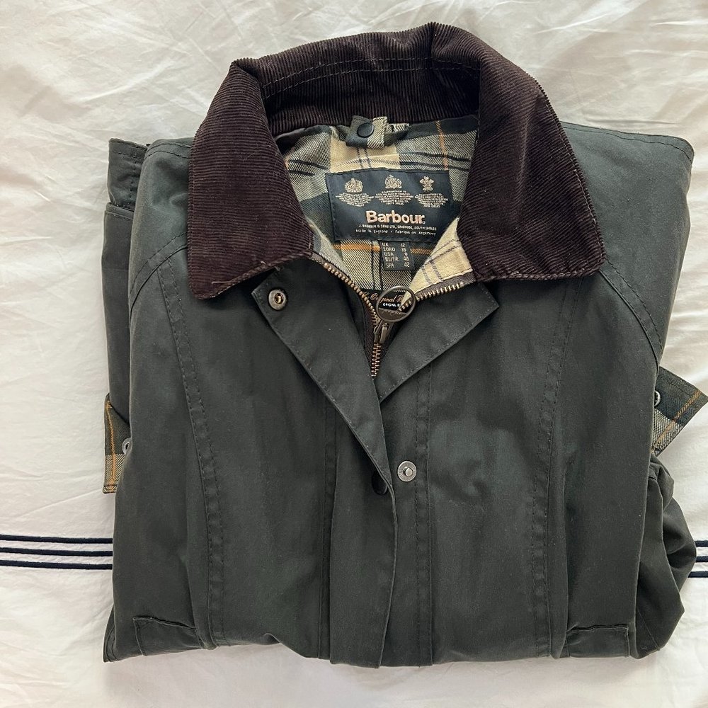 Barbour Women's Beadnell Wax Jacket